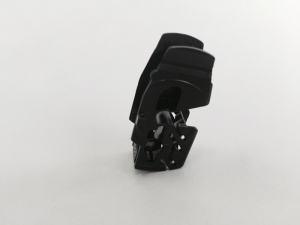 雨刮配件注塑模具廠，五金配件注塑廠，雨刮器生產(chǎn)廠家