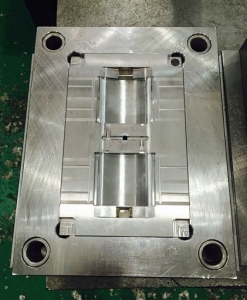 Y300422儀器塑膠制品，深圳塑膠模具廠，注塑模具加工