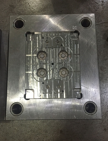 擠壓模具的使用與修復(fù)方法 擠壓模具的使用與修復(fù)方法